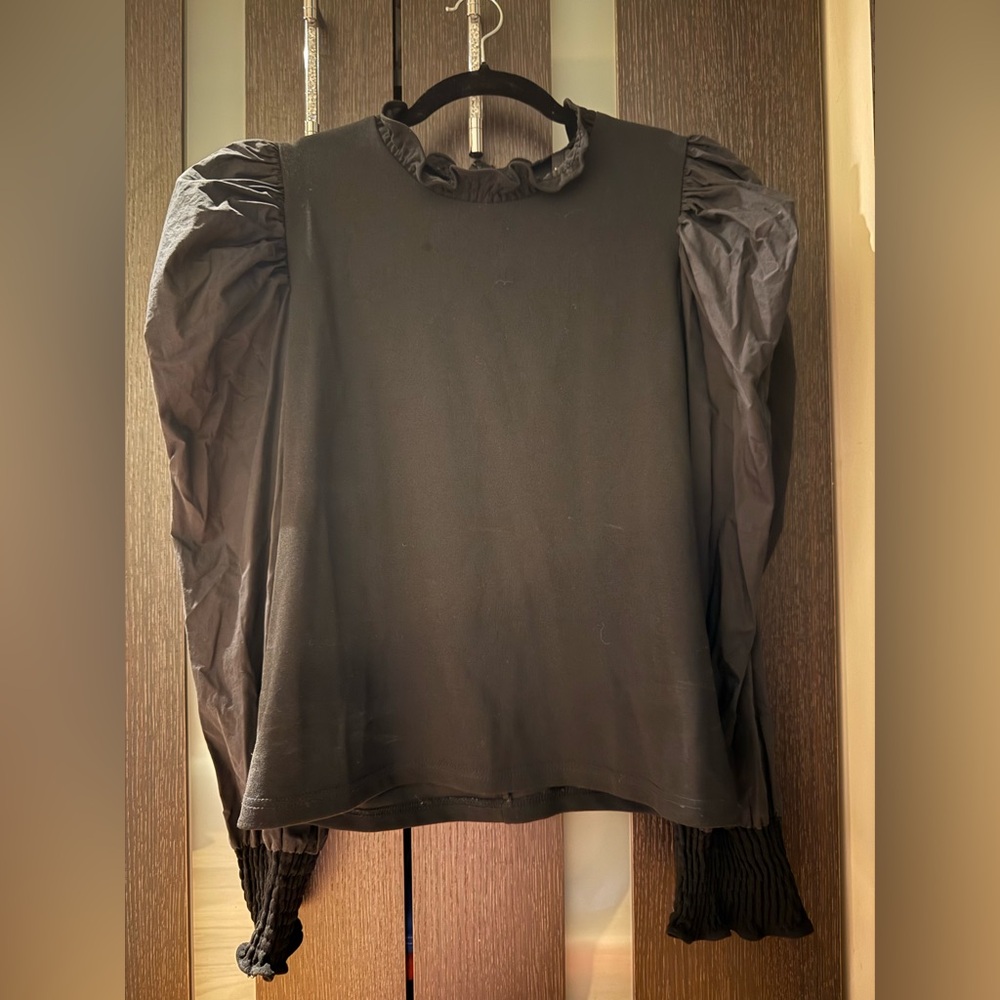 ELLI WHITE Black Ruffle Long Sleeve Size L